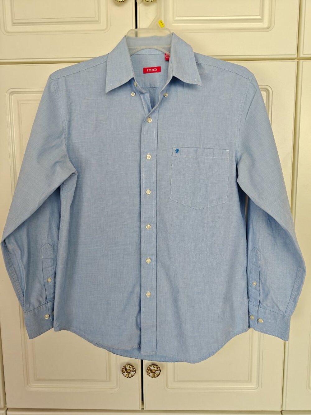 American Eagle Outfitters Striped Blue/White Shirt, Size Medium